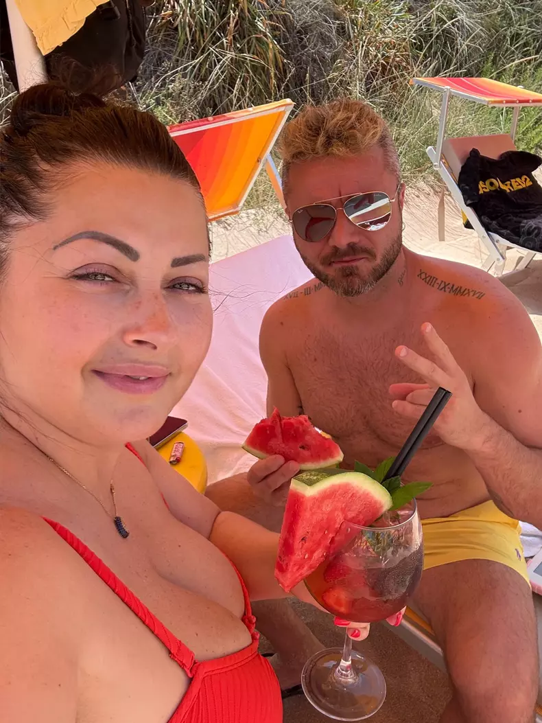 Gabriela Cristea și Tavi Clonda în vacanță în Itali (2)