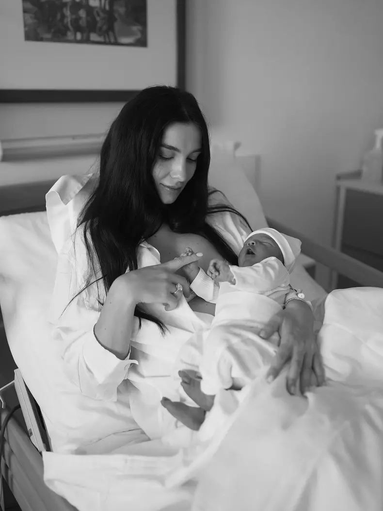 Ștefana Peev a născut al treilea copil, un băiat (3)