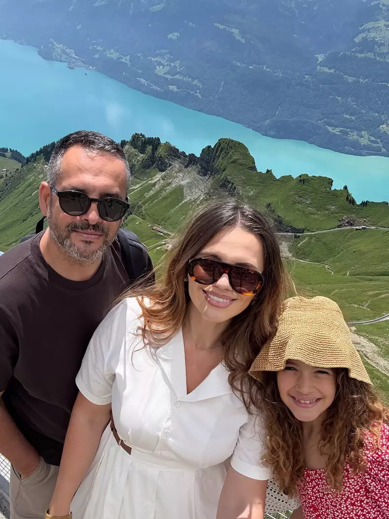 Mădălin Ionescu, Cristina Șișcanu și fiica lor, Petra (1)