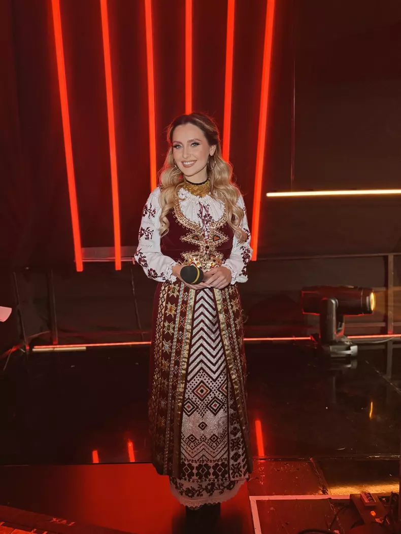 Edited in Tezza with: Mood