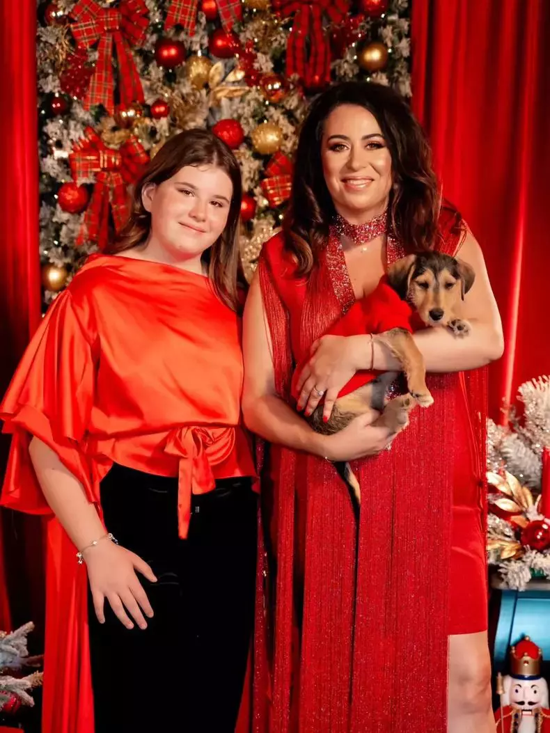 oana roman si isabela elisei