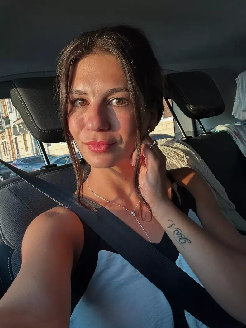 cristina aiello selfie