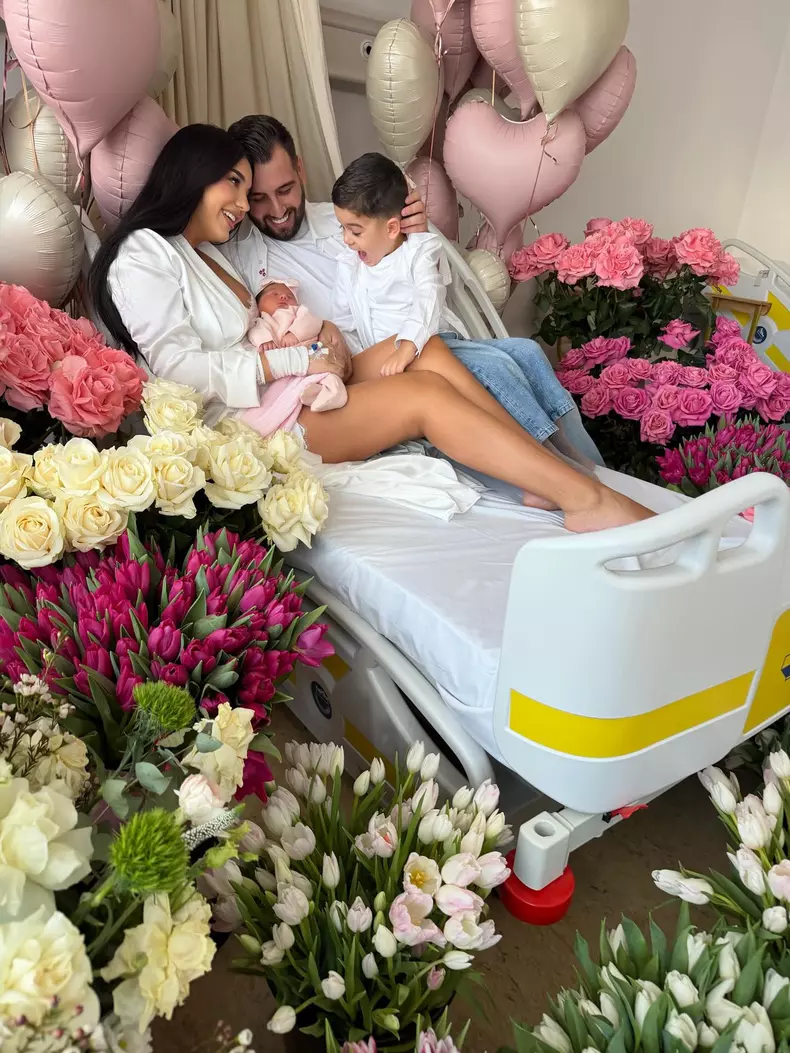 Larisa Udilă a născut al doilea copil, o fetiță (5)