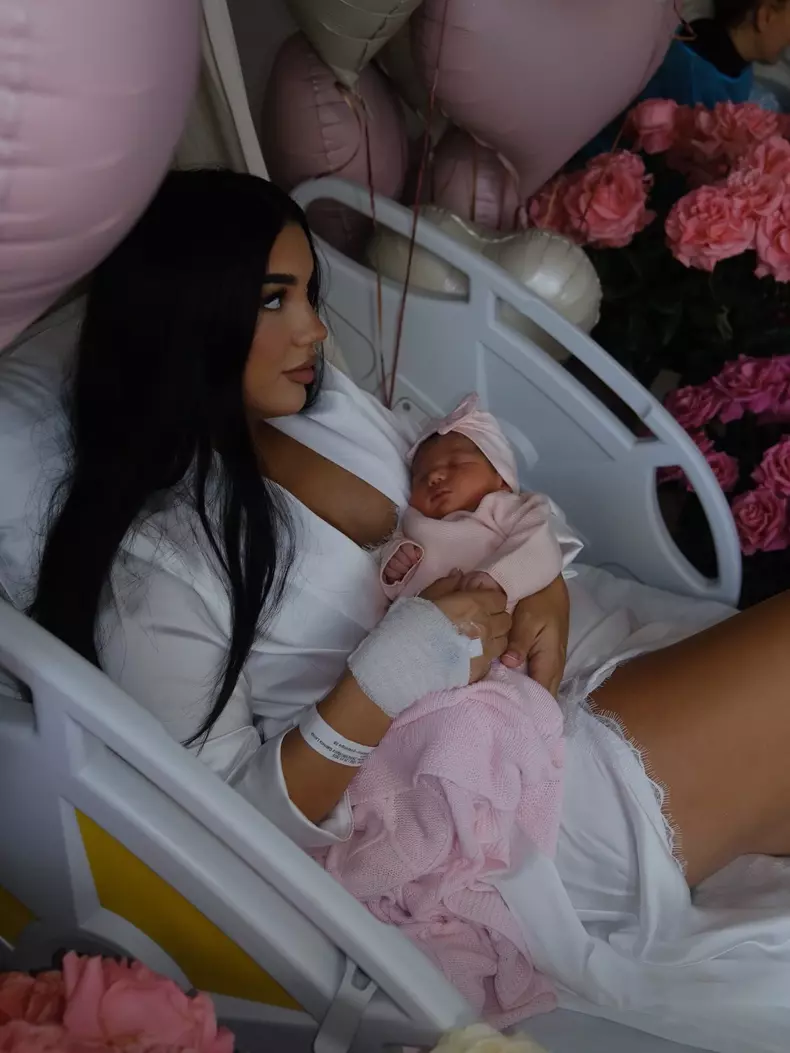 Larisa Udilă a născut al doilea copil, o fetiță (6)