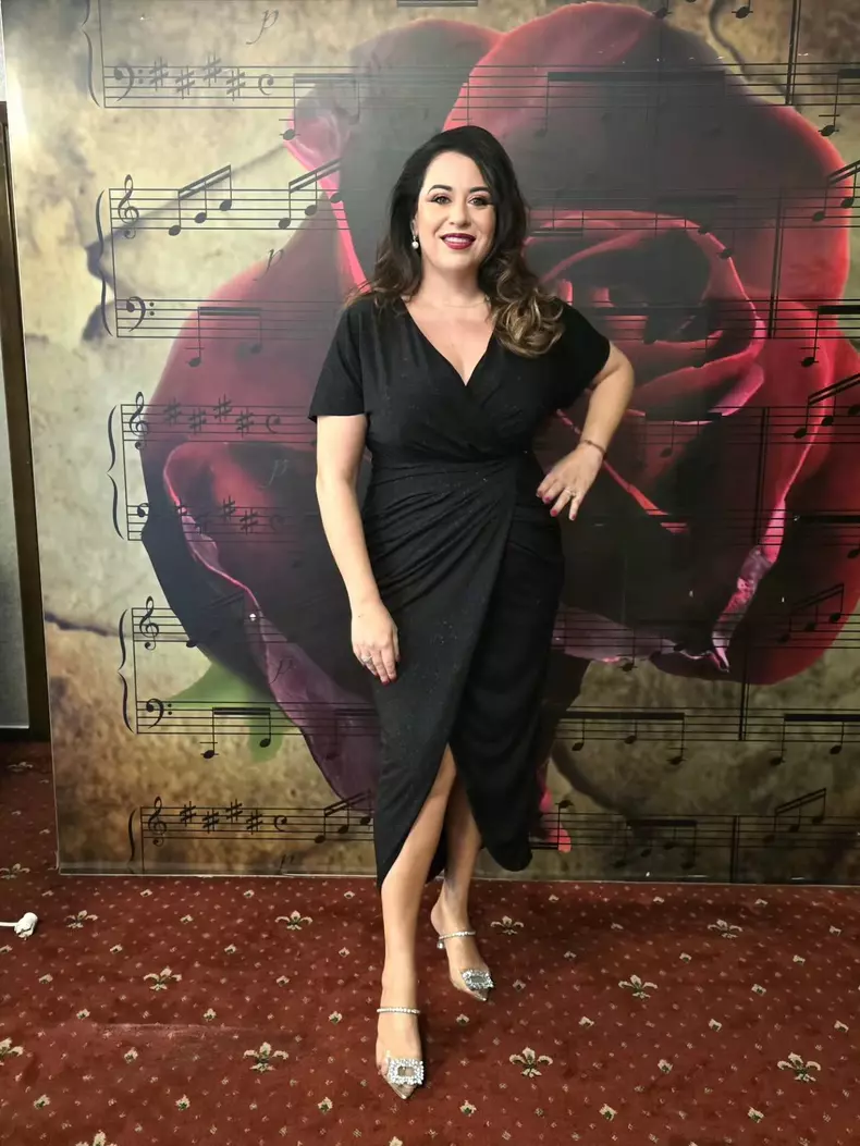 oana roman pe covorul rosu