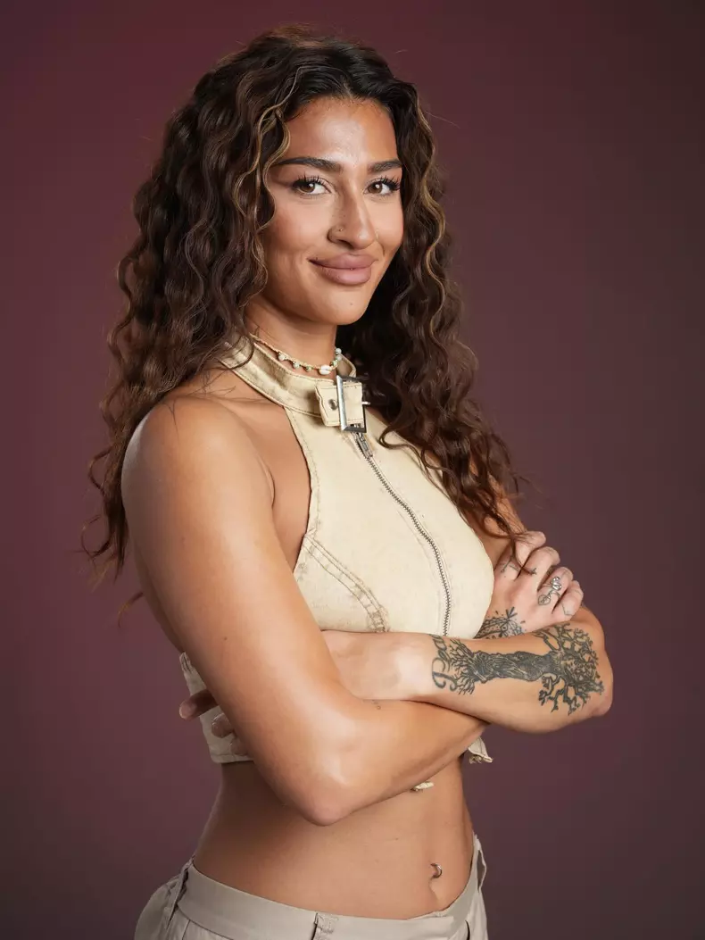 Yasmin Awad Survivor România 2026 (2)