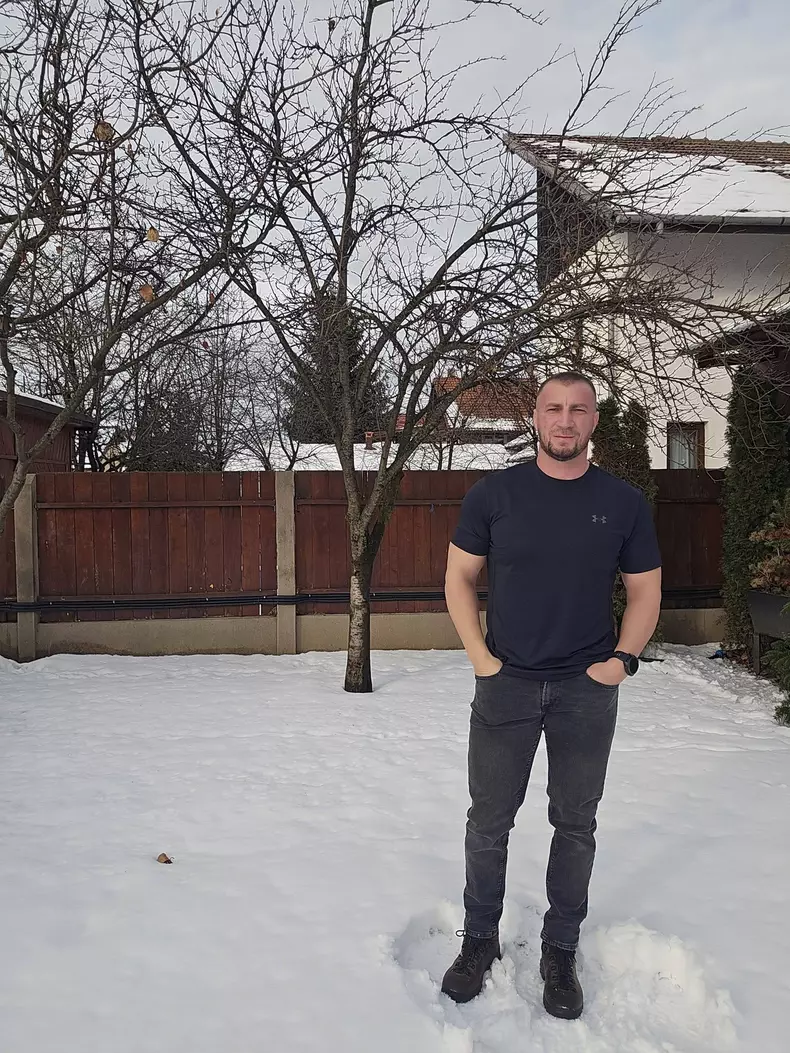 marian godina in curte