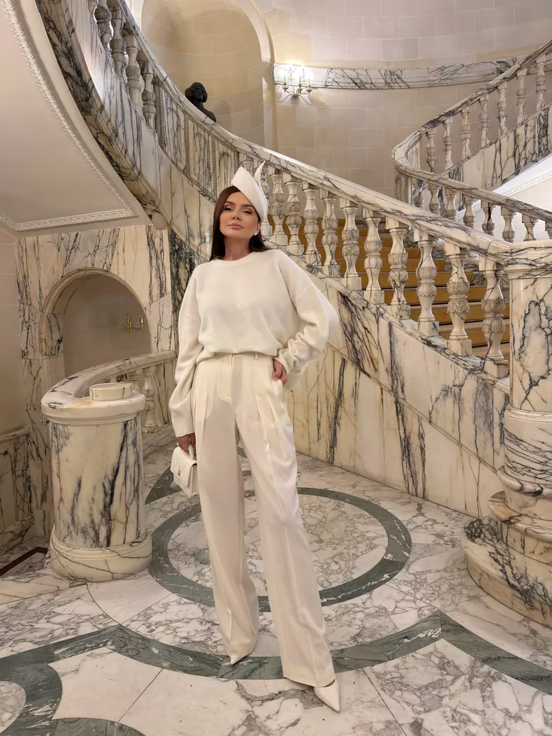 Albertina Ionescu în prima zi de Mercedes-Benz Bucharest Fashion Week FW2627