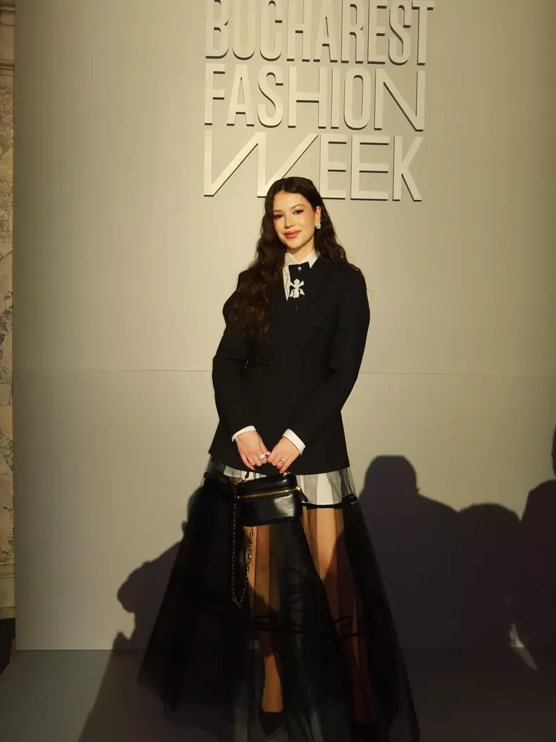 Cleopatra Stratan în prima zi de Mercedes-Benz Bucharest Fashion Week FW2627 (1)