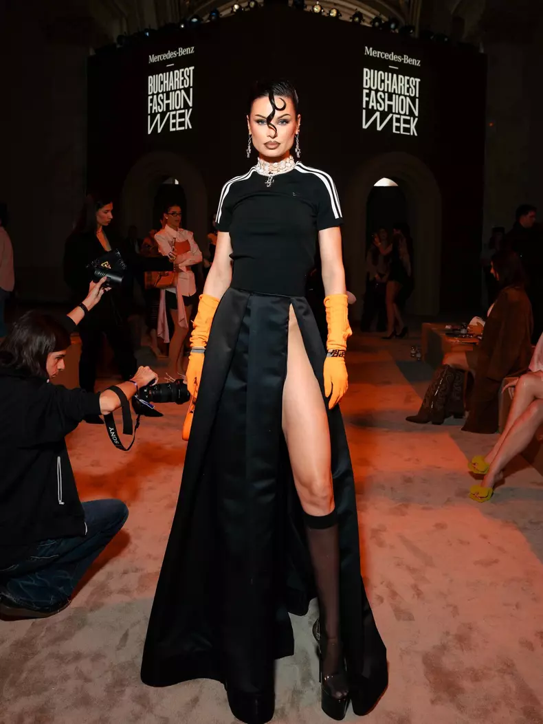 Irisha în prima zi de Mercedes-Benz Bucharest Fashion Week FW2627 (1)
