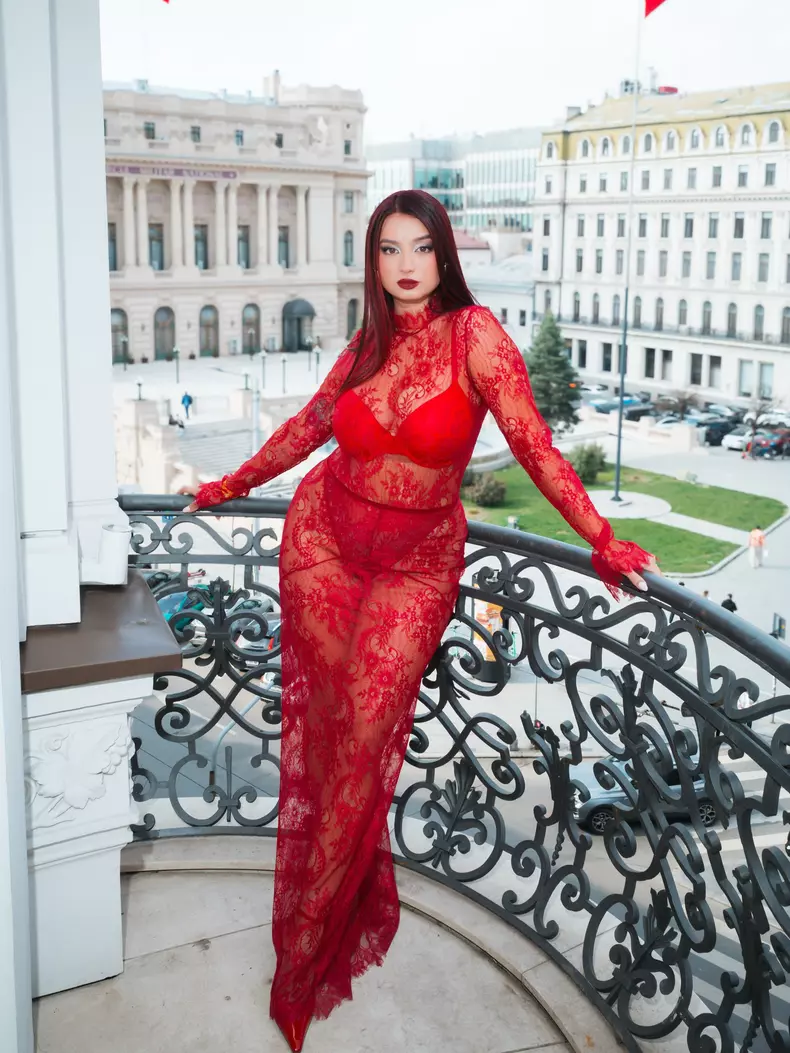 Maria Zvinca în prima zi de Mercedes-Benz Bucharest Fashion Week FW2627 (3)