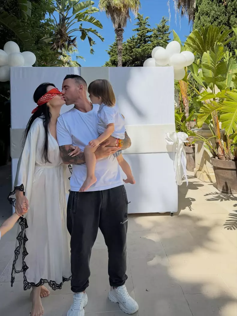 andreea sasu cu philipp plein acasa