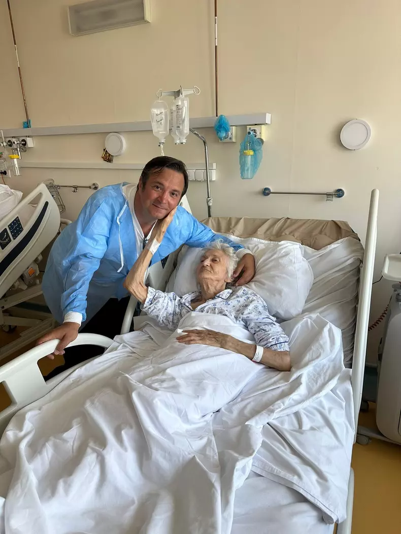 daniel buzdugan cu mama sa