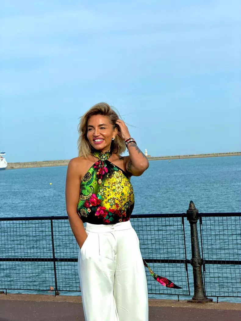 larisa uta la mare
