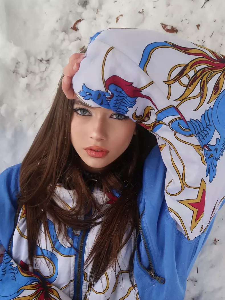 mikaela albu in zapada