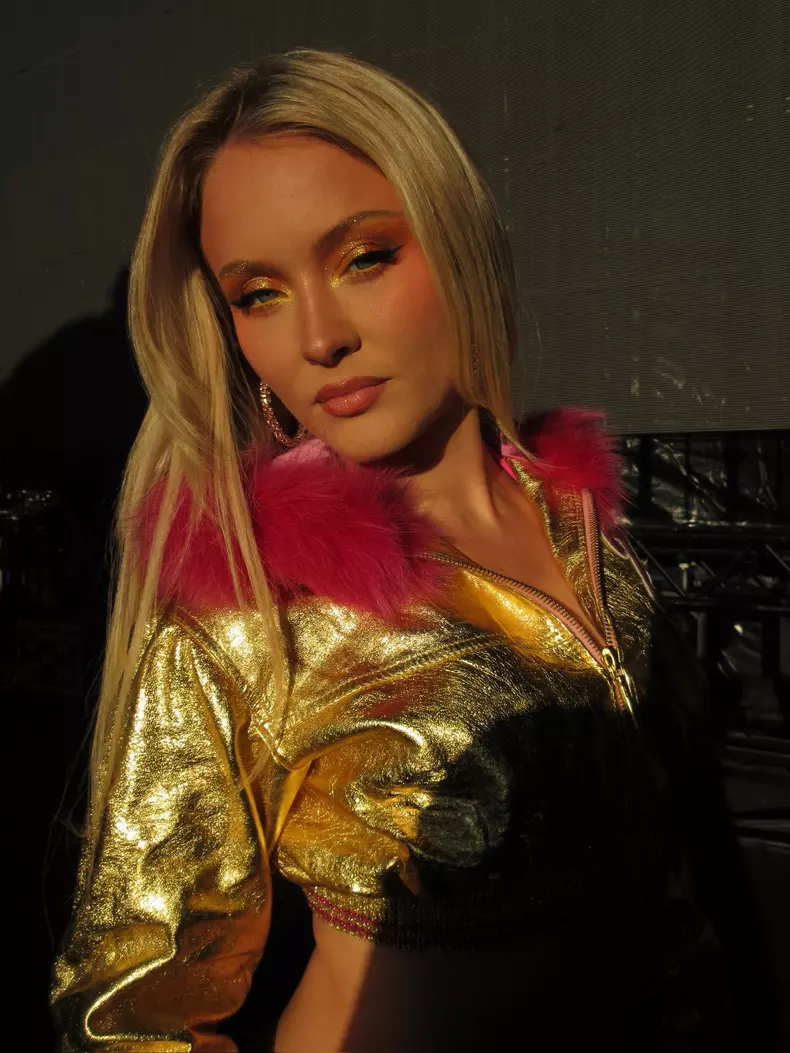 Zara Larsson (6)