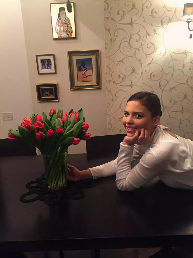 andreea popescu flori