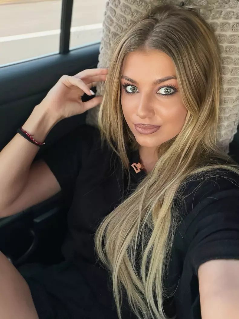 codruta filip selfie