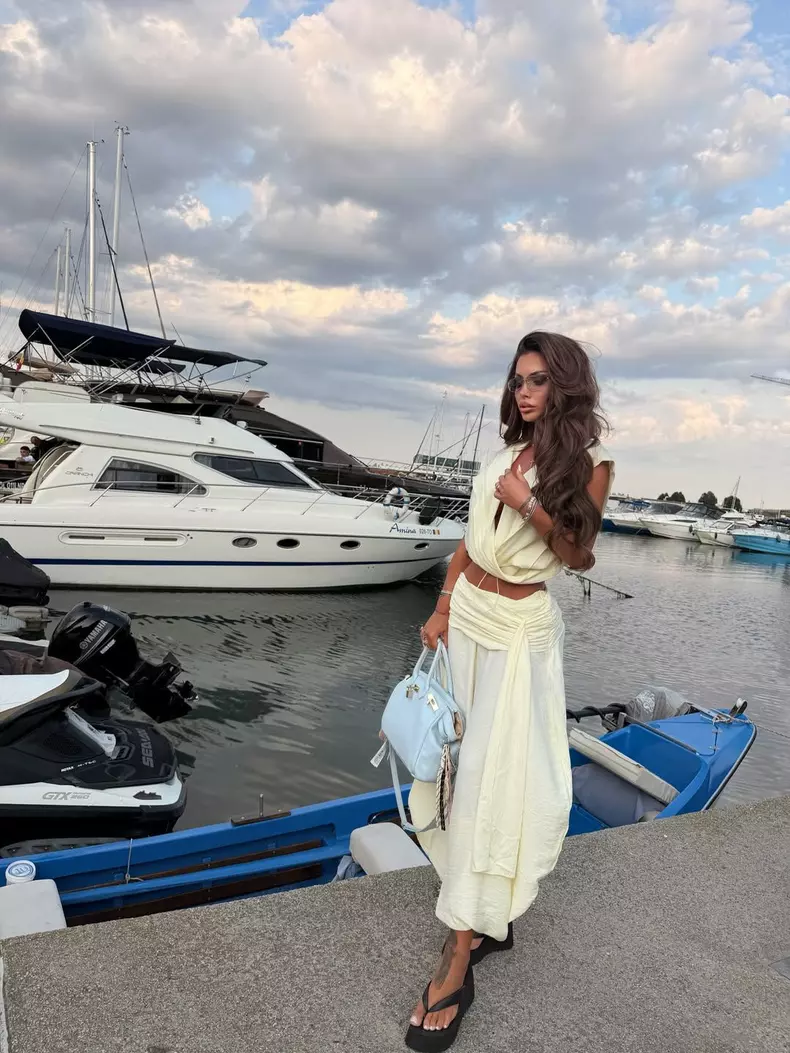 loredana chivu in port