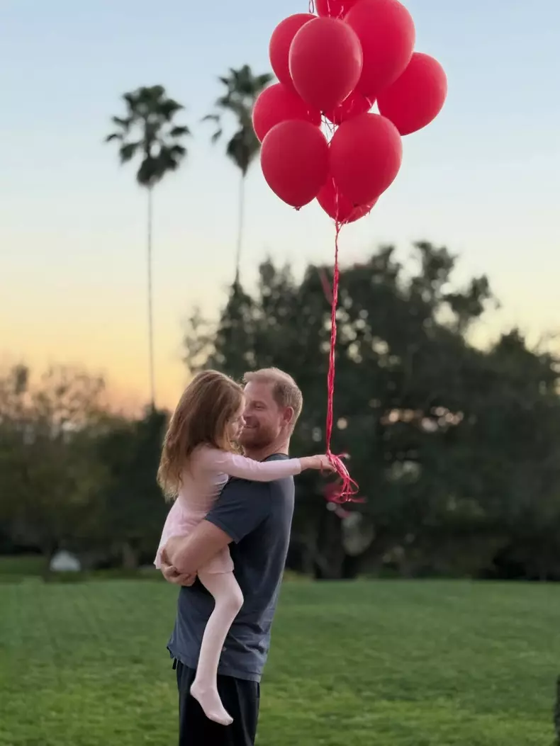 printul harry cu lili