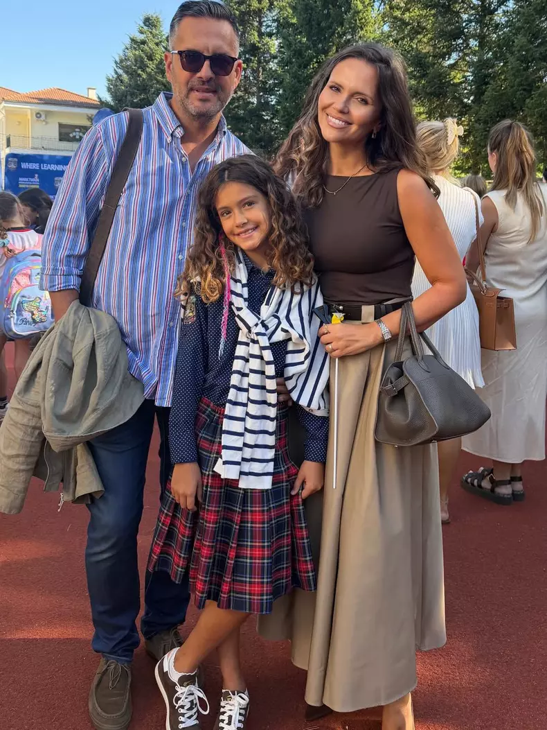 cristina siscanu cu petra si madalin ionescu