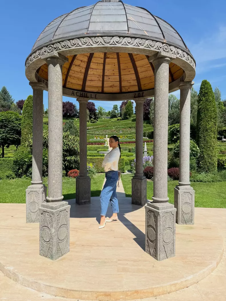 Giardini di Zoe — celebra grădină ornamentală de lângă Hațeg, în satul Banpotoc, județul Hunedoa