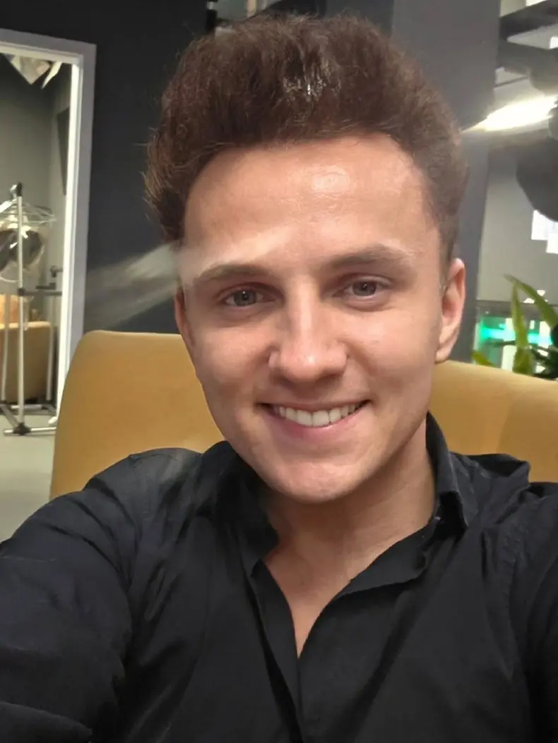 mihai traistariu selfie