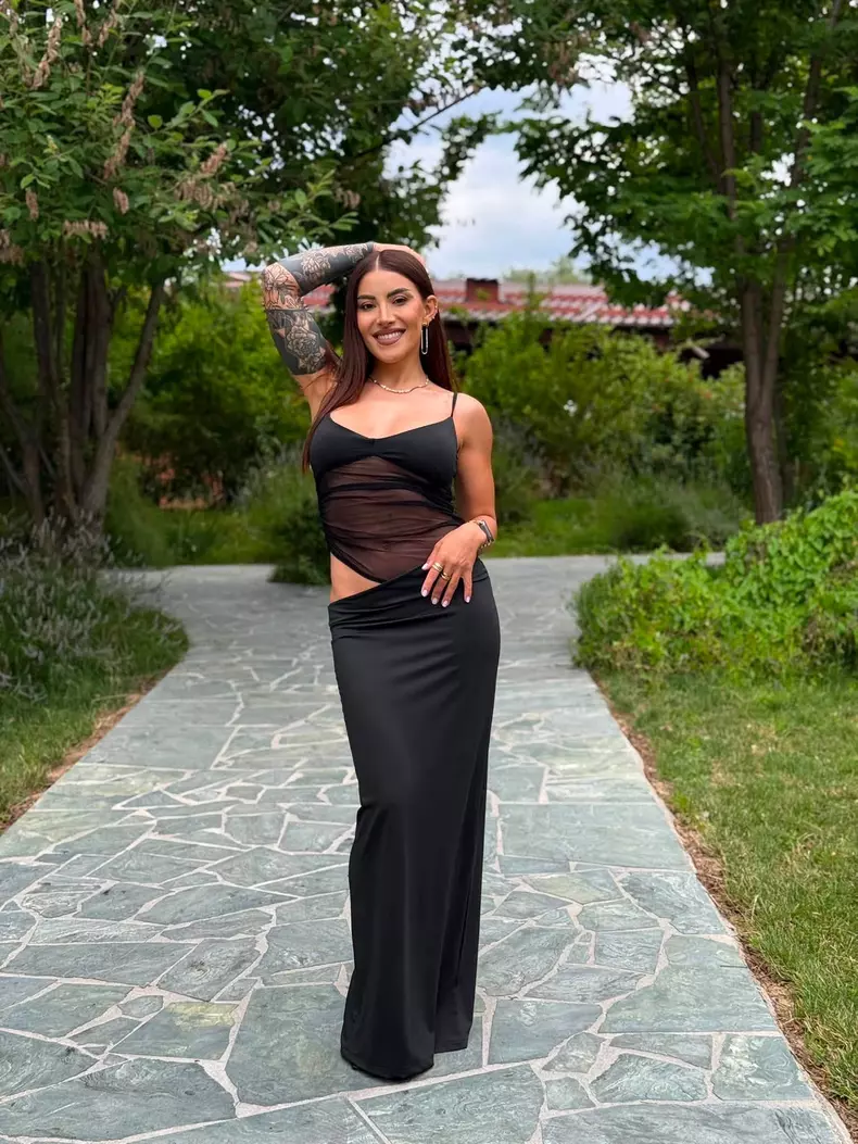 nicoleta nuca 2