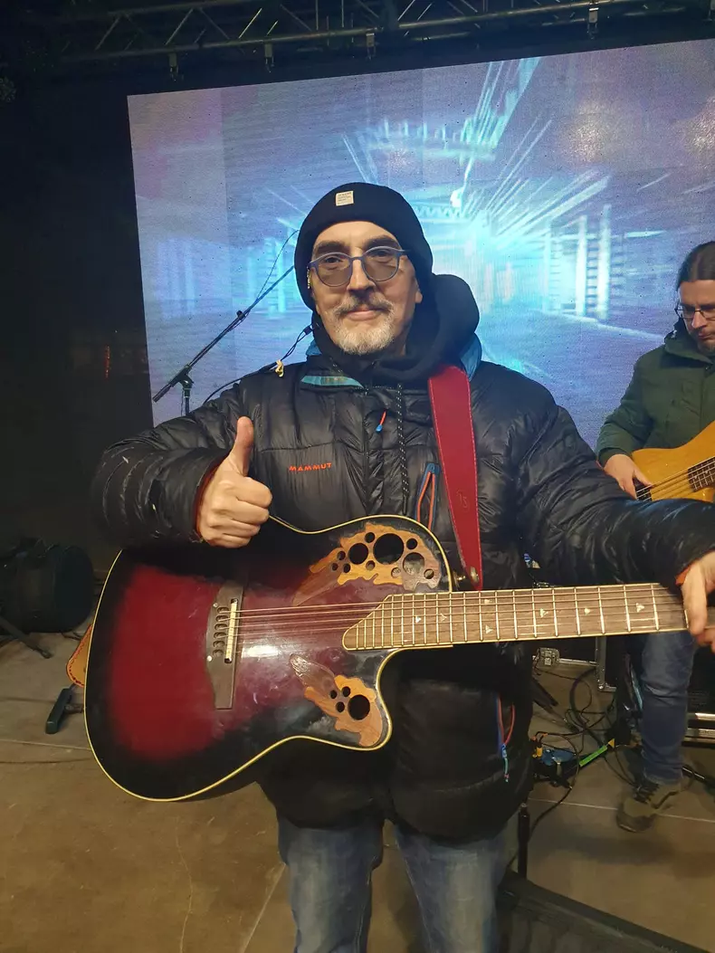 Noua mașină a lui David Popovici, motiv de discuție  (5)