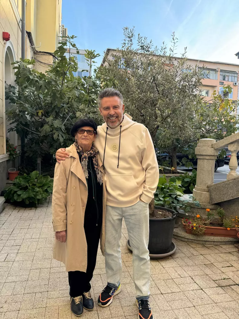 Chef Sautner, alaturi de mama sa