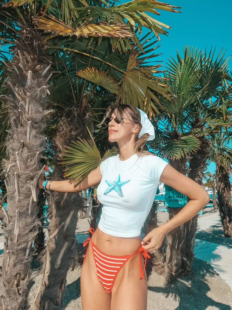 Gabriela Oțil, vacanță pe litoralul românesc   (8)
