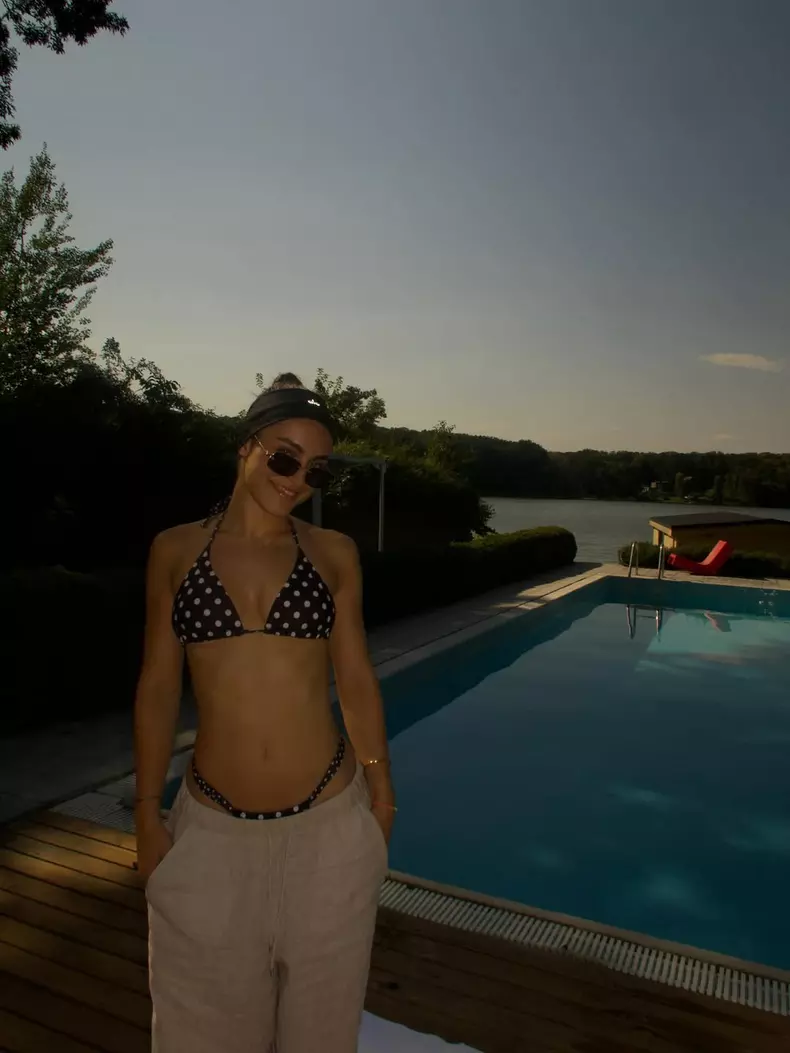 alexia-eram-imagini-vacanta-nisa (7)