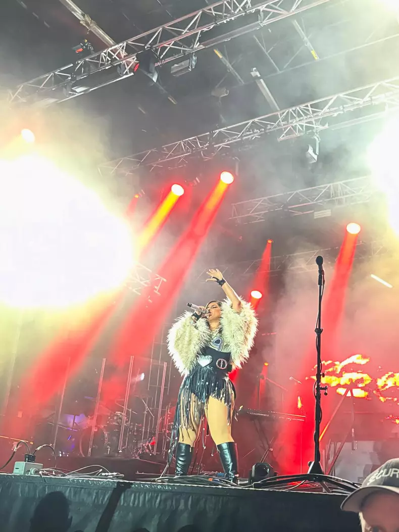nelly-furtado (14)