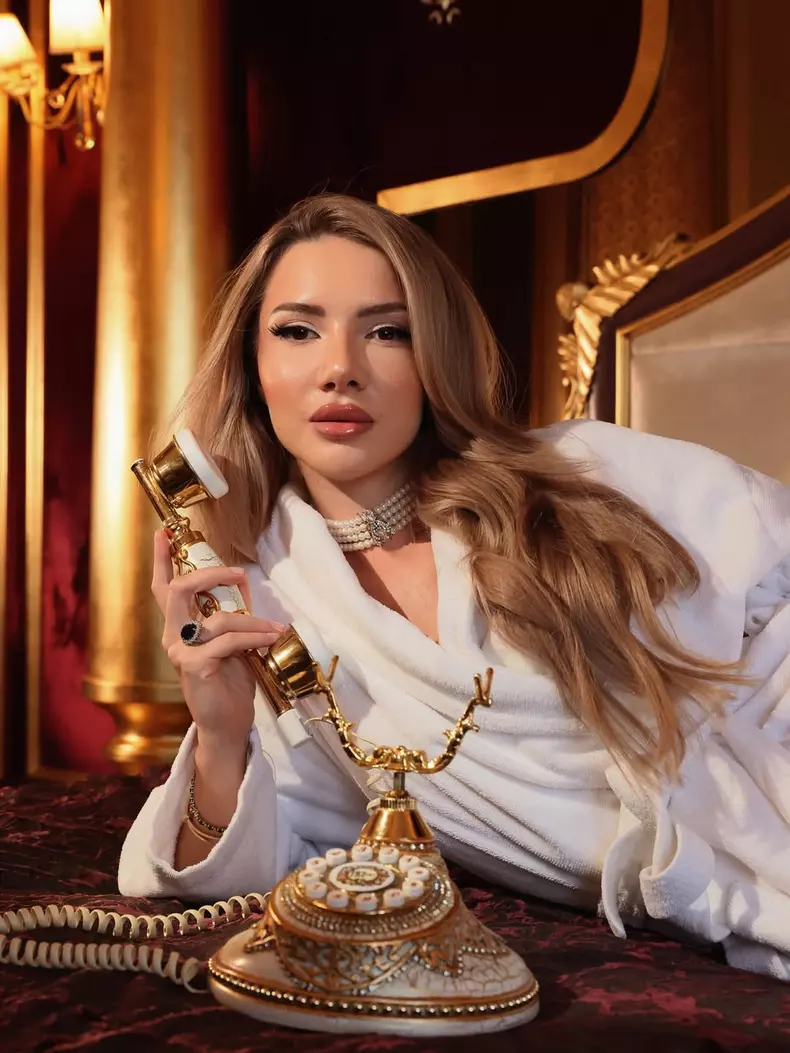Otilia-Bilionera (4)