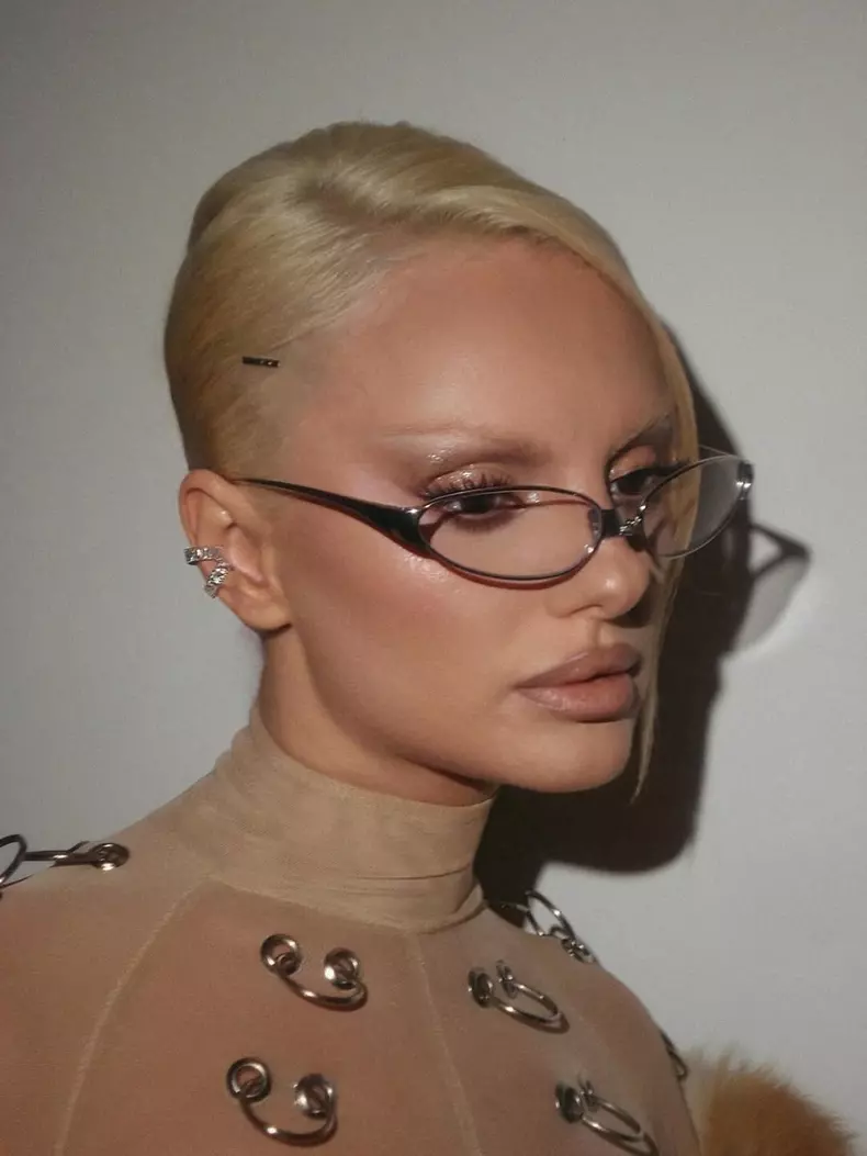 alexandra-stan-bucharest-fashion-week (1)