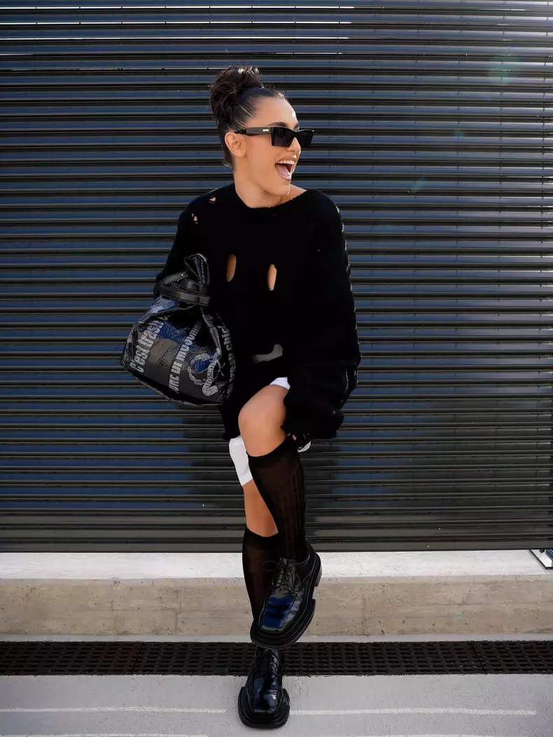 I am just in love with the @moschino  vibe -- SS26 Thank u @distintoboutique & @carmen_seitan Lo (2)