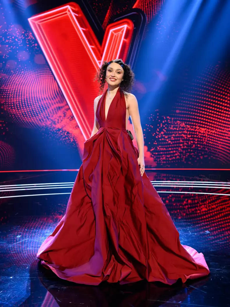 irina-rimes-vocea-romaniei (3)