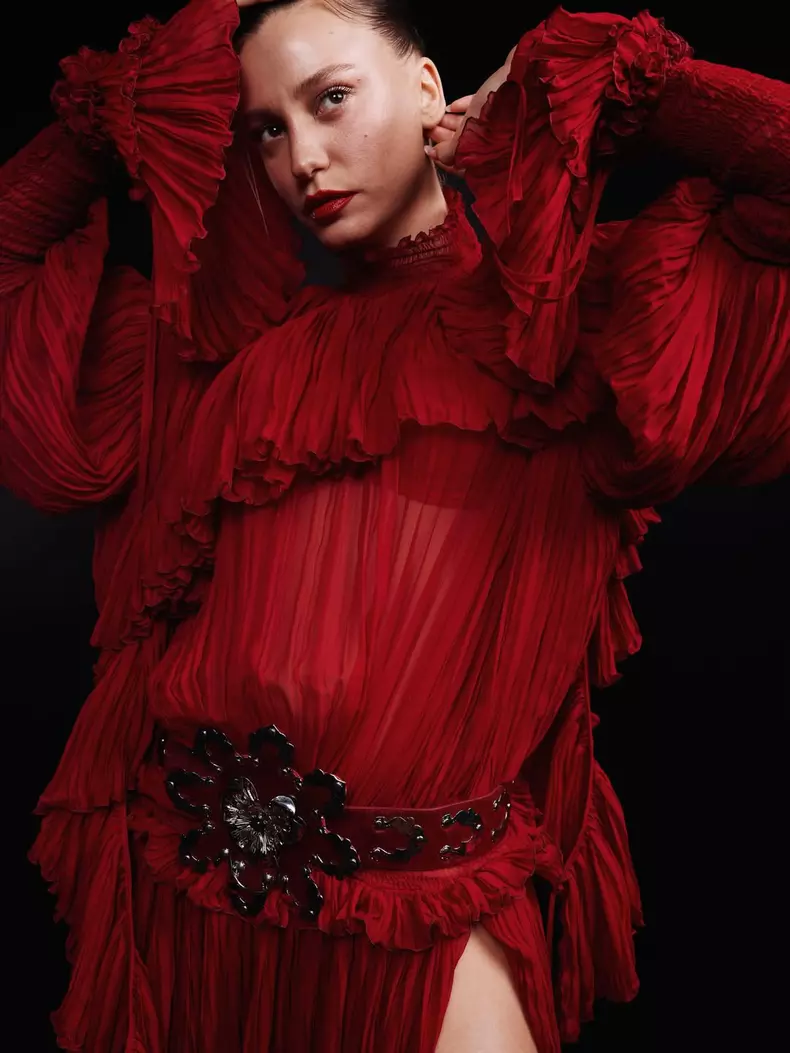 serenay-sarikaya (1)