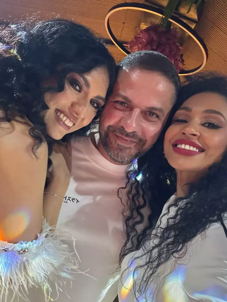 Andreea Ibacka, Doinița Oancea, majda și Augustin Viziru. 2
