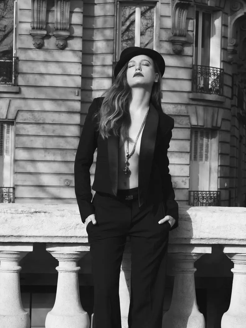 Serenay Sarikaya2