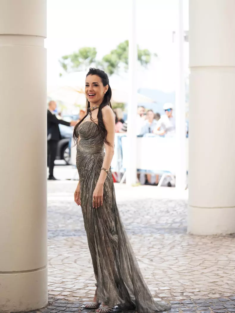 Özgü-Namal-cannes-2026 (3)