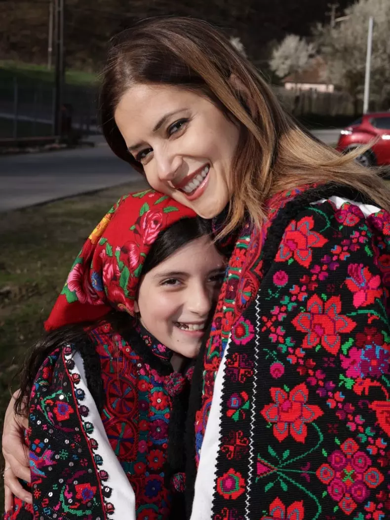 Amalia-Enache-si-Alma-3