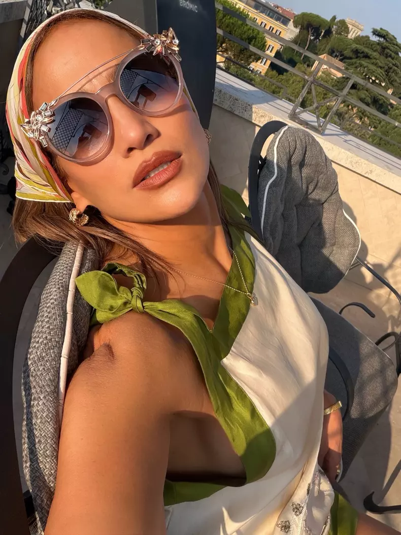 jennifer-lopez-gemeni-vacanta-venetia (14)