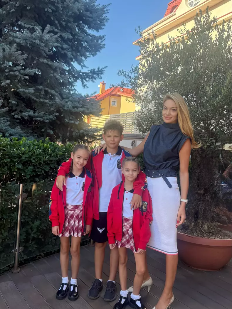 valentina-pelinel-cristi-borcea-scoala-copii (3)