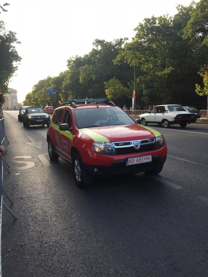 Dacia 50 de ani toate masinile parada017