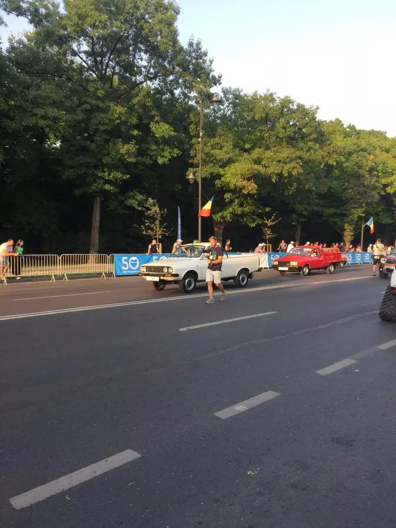 Dacia 50 de ani toate masinile parada022