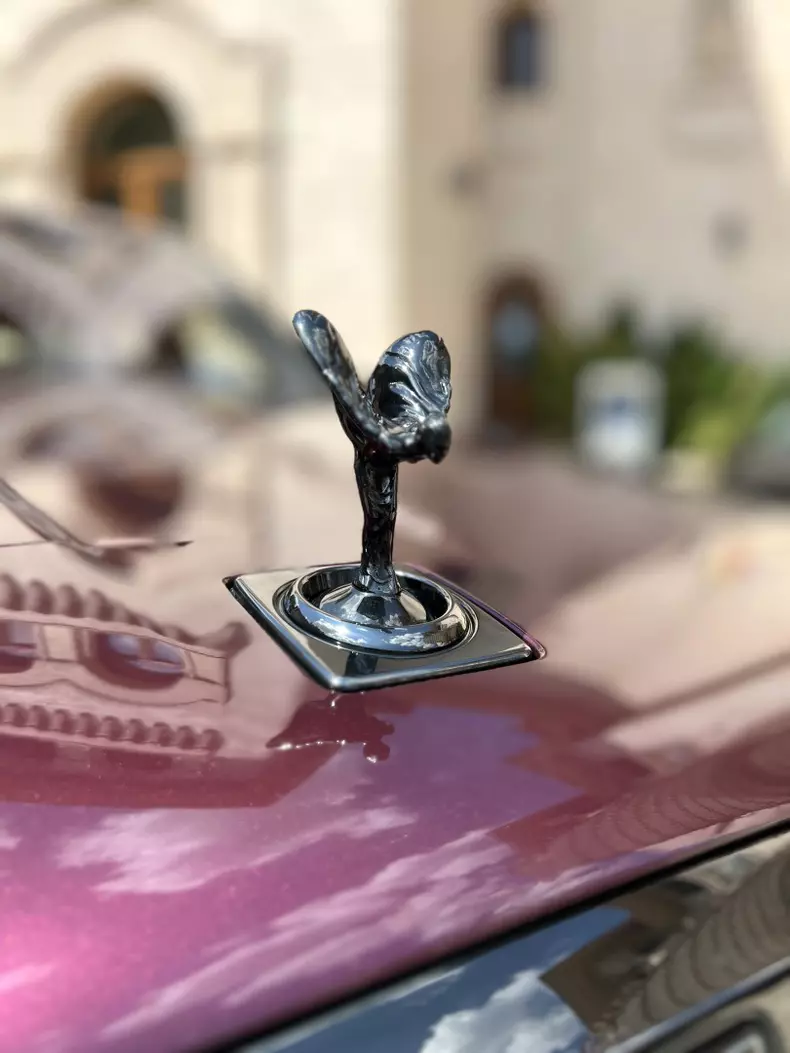 Rolls Cullinan telefon 009