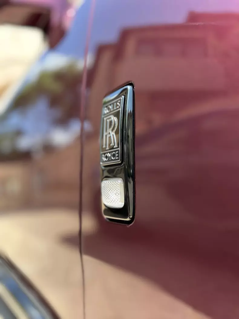 Rolls Cullinan telefon 010