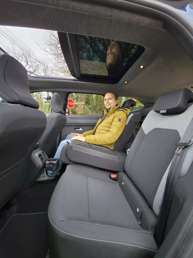 Dacia Bigster test Marsilia low res 004