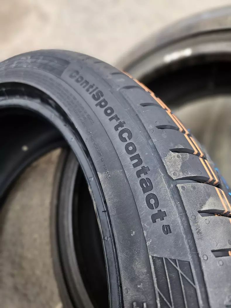 Suzuki Swift Sport Continental 13